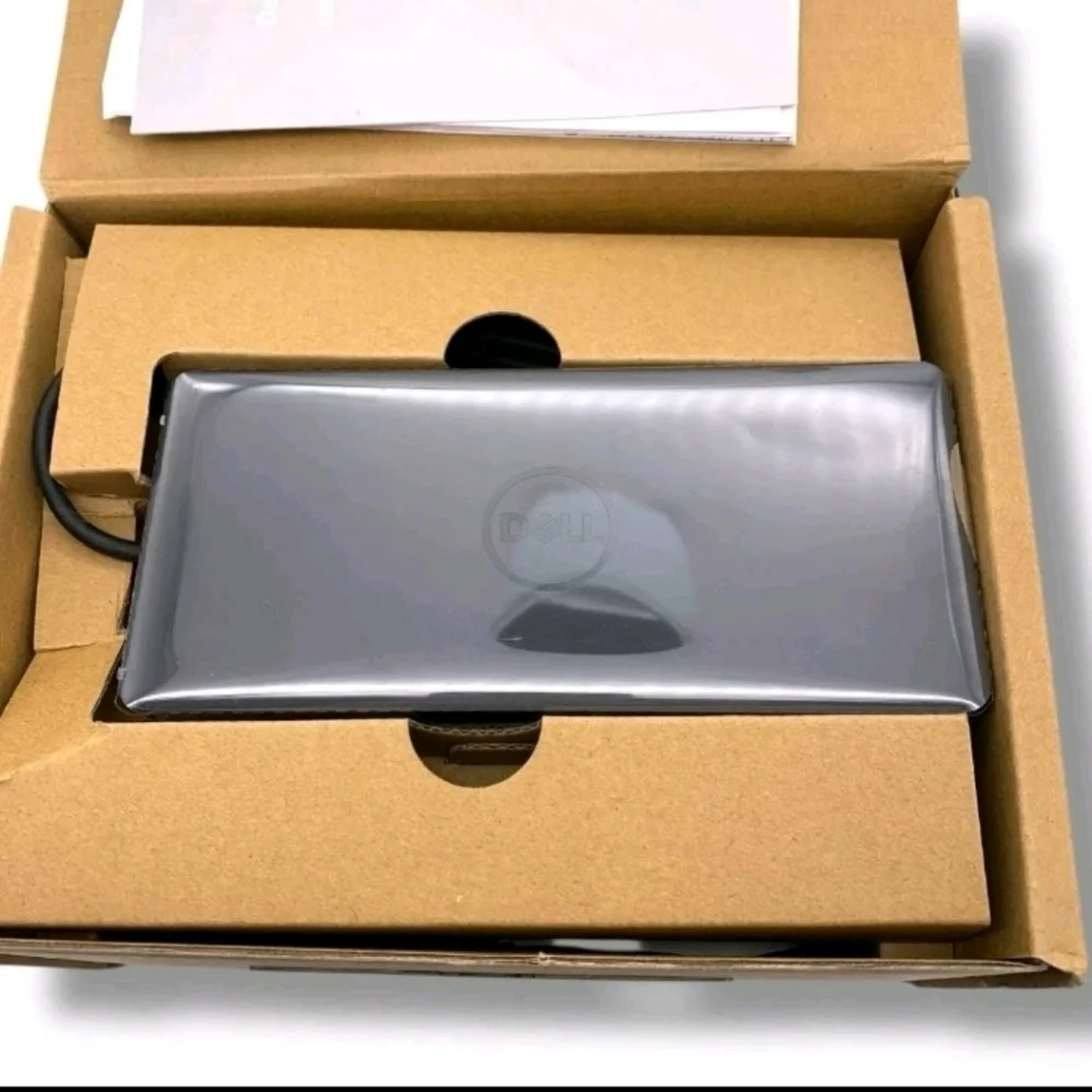 DELL D6000 DisplayLink Universal Docking Station +130W AC USB 3.0 / USB-C UHD 4K